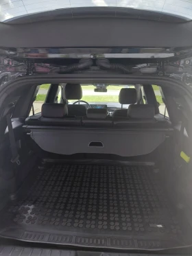Mercedes-Benz GLB 220d 4MATIC 6+ 1 места, снимка 11