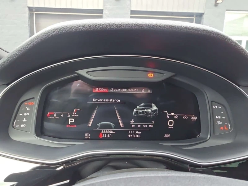 Audi Q8 55tfsi S-Line Technik * Фиксирана цена * CARFAX * , снимка 12 - Автомобили и джипове - 53453157