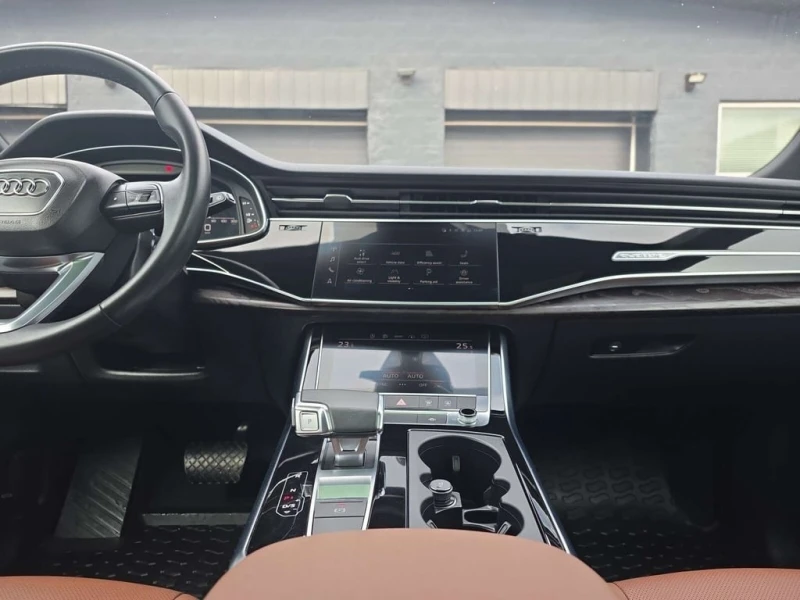 Audi Q8 55tfsi S-Line Technik * Фиксирана цена * CARFAX * , снимка 9 - Автомобили и джипове - 53453157