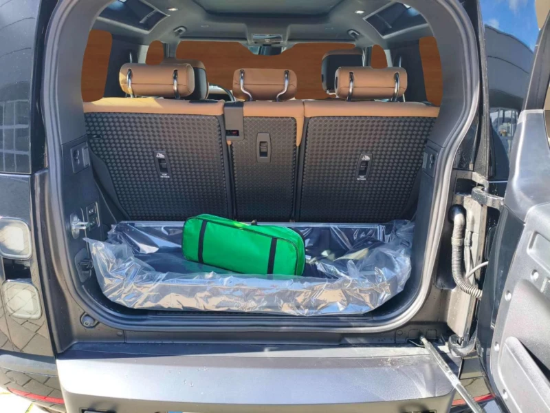 Land Rover Defender 3.0, снимка 10 - Автомобили и джипове - 53528896