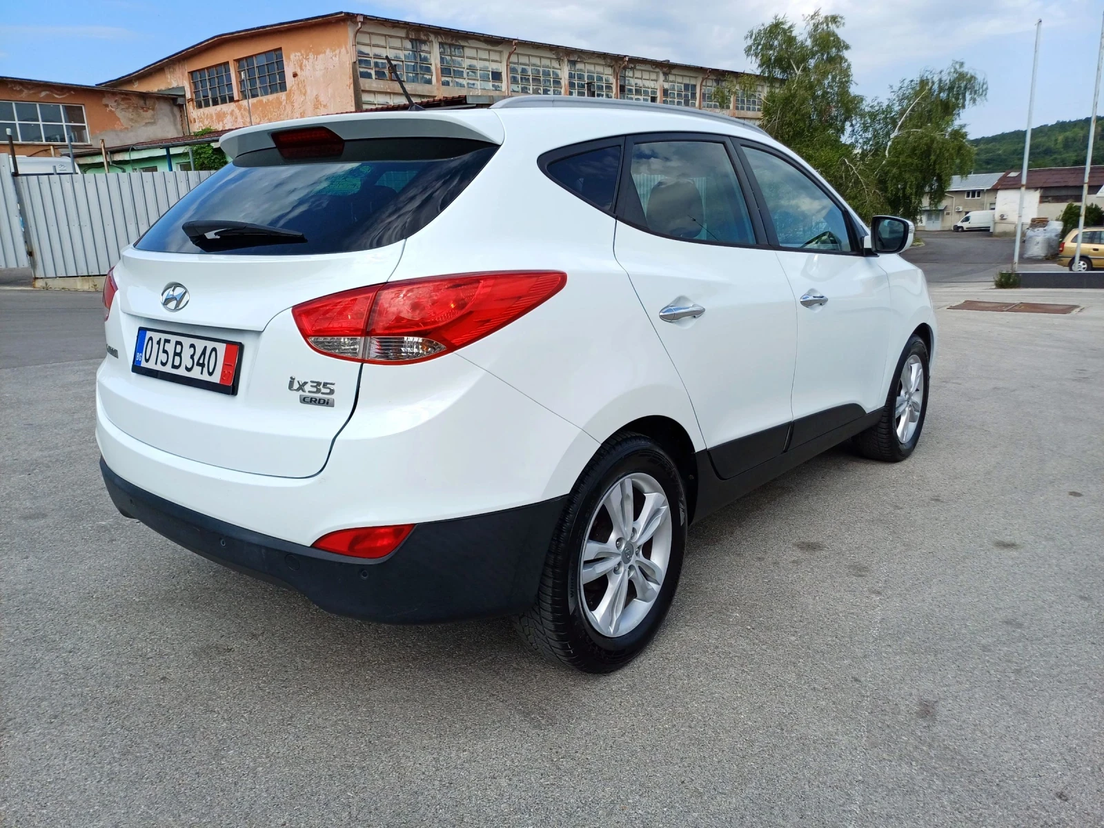 Hyundai IX35 1.7 - изображение 4