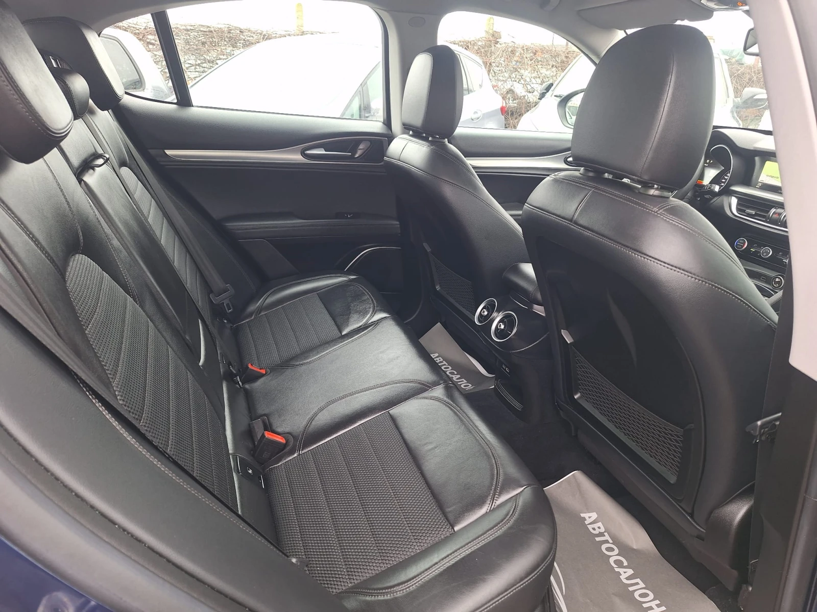 Alfa Romeo Stelvio 2.2Q4-210 KOJA CAMERA PODGREV NAVI 4x4  DISTR. | Mobile.bg � ����������� 12