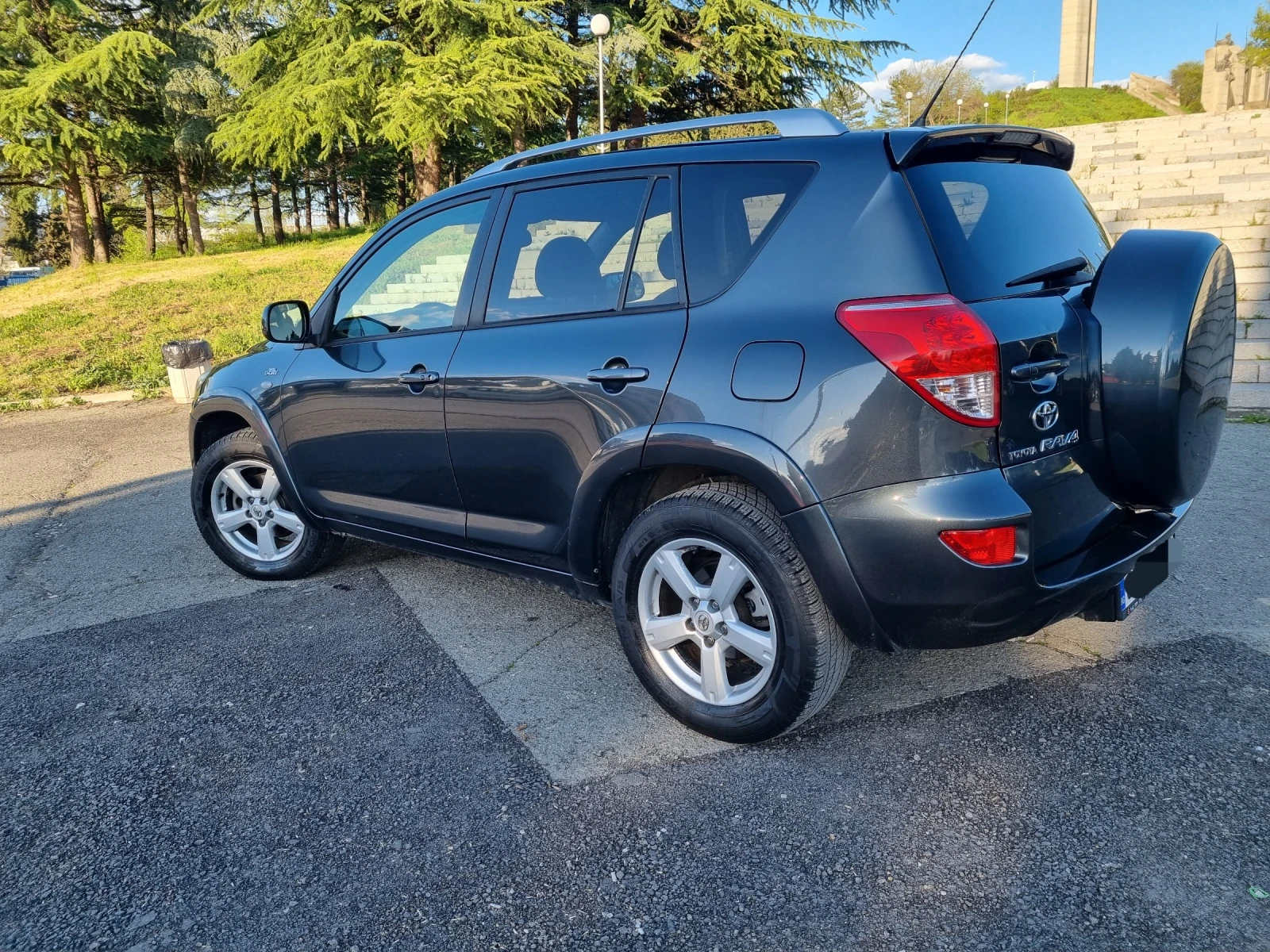 Toyota Rav4 2.2 D Kat, снимка 7 - Автомобили и джипове - 54492237