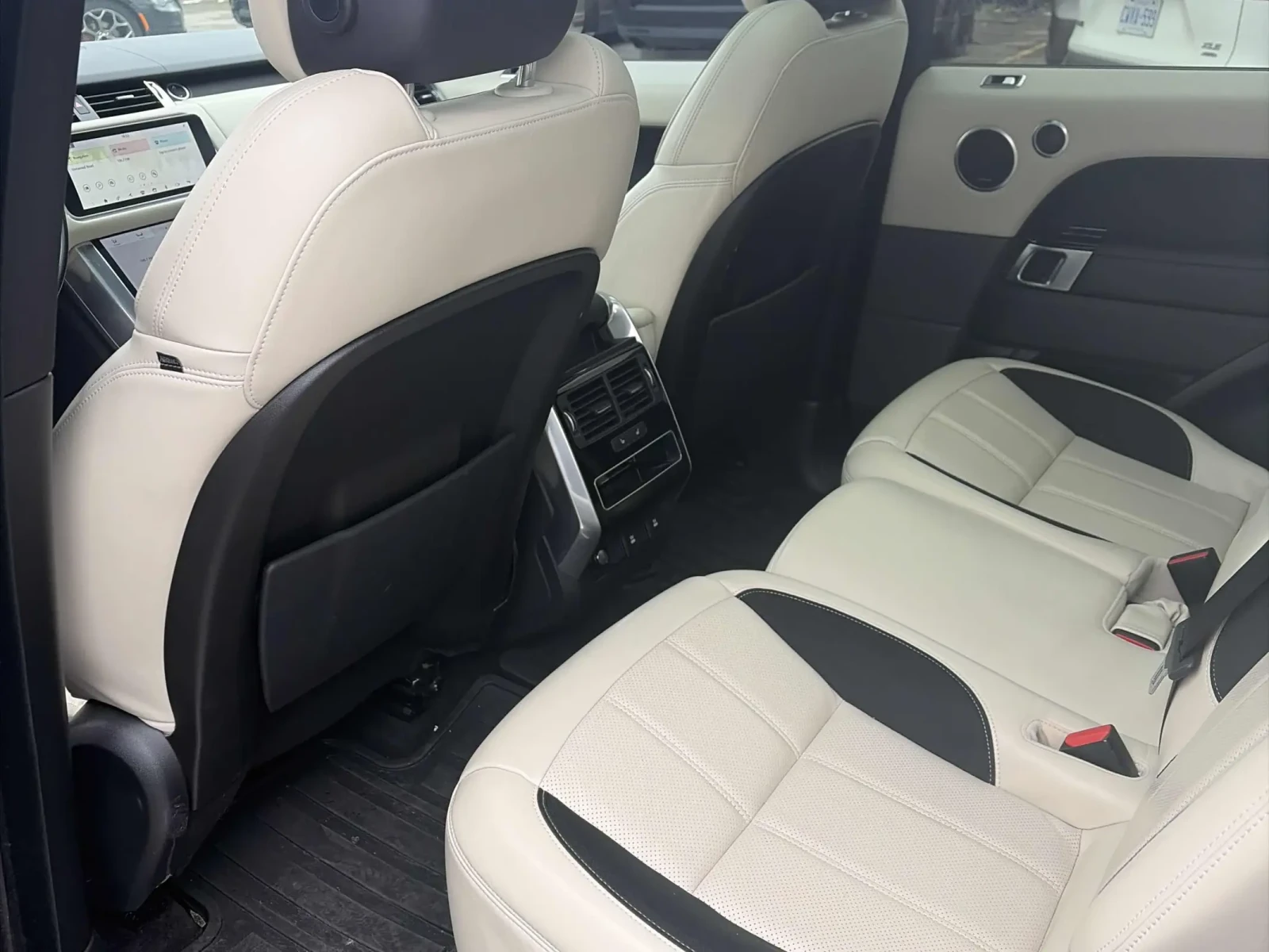 Land Rover Range Rover Sport V8 Supercharged HSE Dynamic* ПЪЛНА СЕРВИЗНА ИСТОРИ, снимка 13 - Автомобили и джипове - 54946162