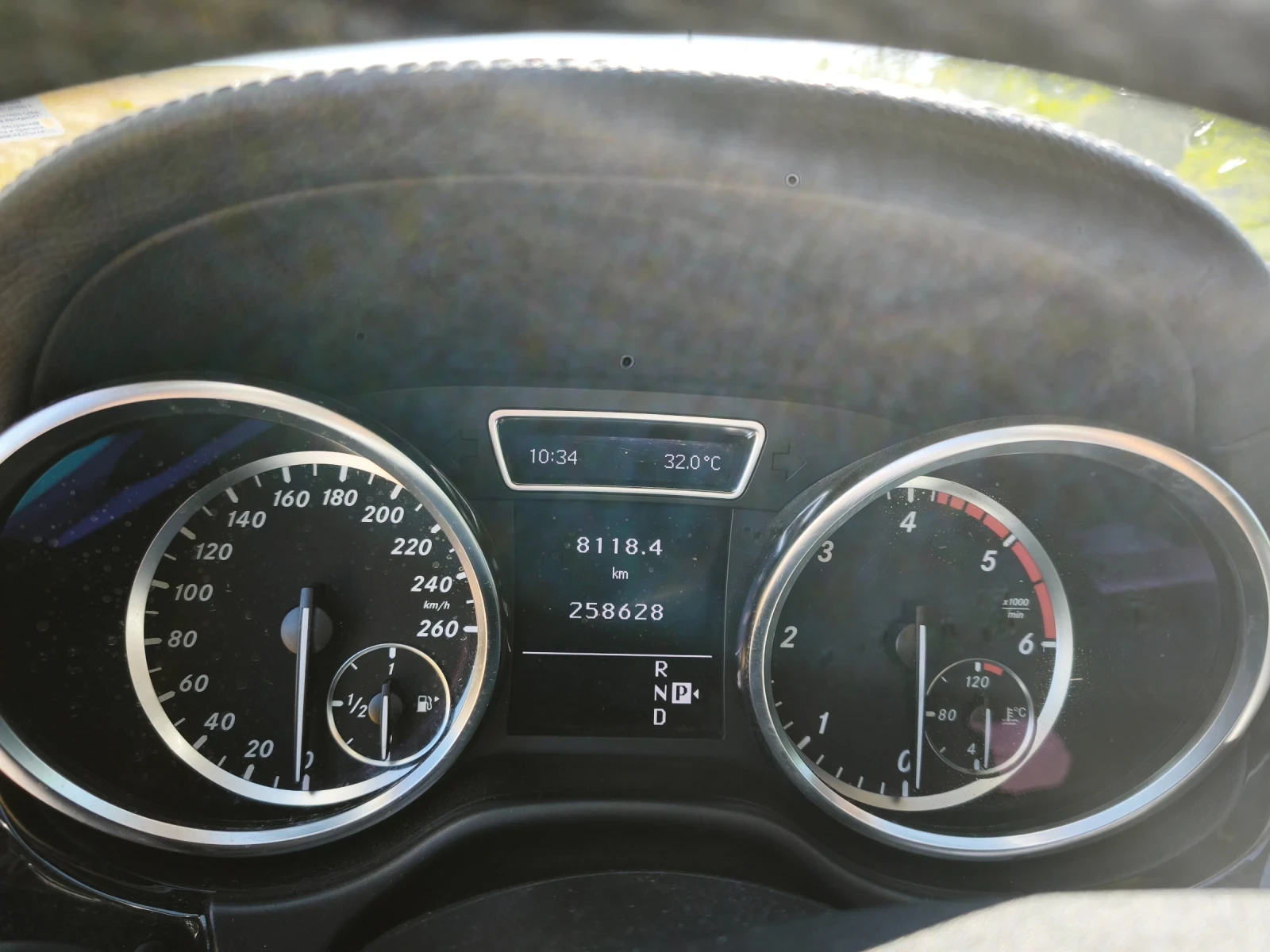 Mercedes-Benz ML 350 Блутек 4 Матик, снимка 4 - Автомобили и джипове - 55106367
