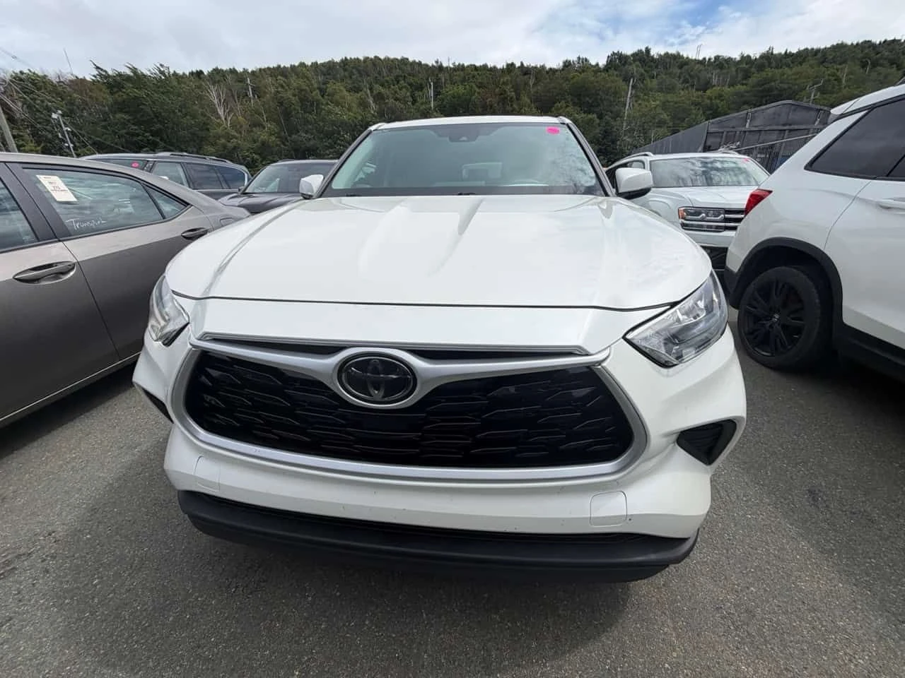 Toyota Highlander * LE * CARFAX * ОПЦИЯ ЗА ФИНАНСИРАНЕ * , снимка 6 - Автомобили и джипове - 55580650