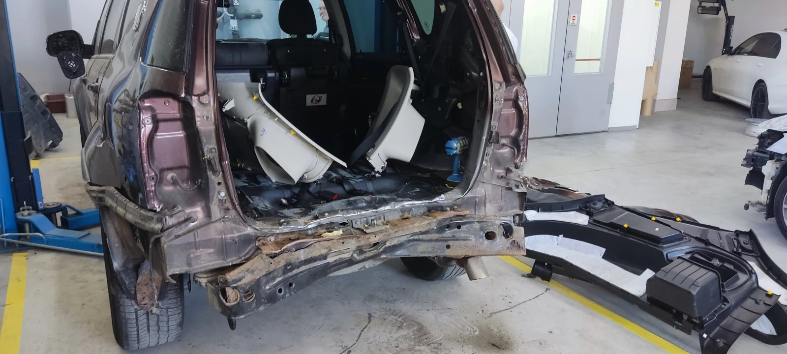 SsangYong Rexton RX200e-XDI, снимка 10 - Автомобили и джипове - 56629970