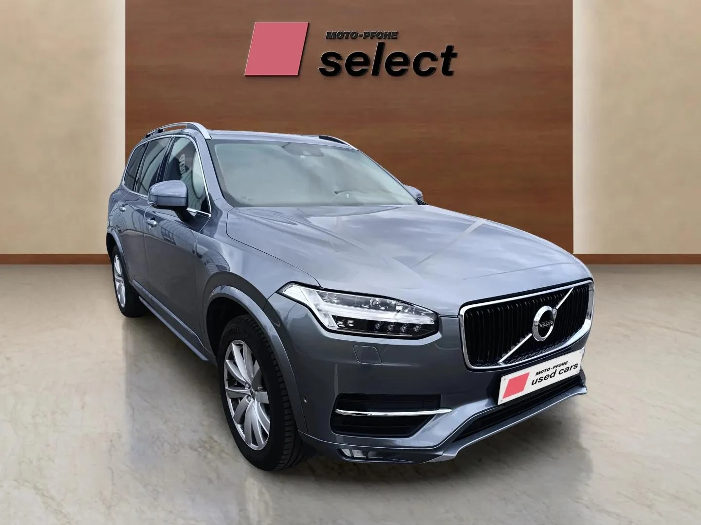 Volvo Xc90 2.0 D5, снимка 3 - Автомобили и джипове - 56301154