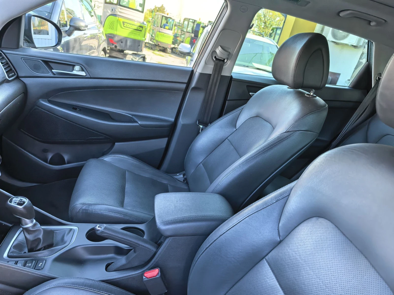 Hyundai Tucson 2.0 CRDI 4�4 | Mobile.bg � ����������� 13