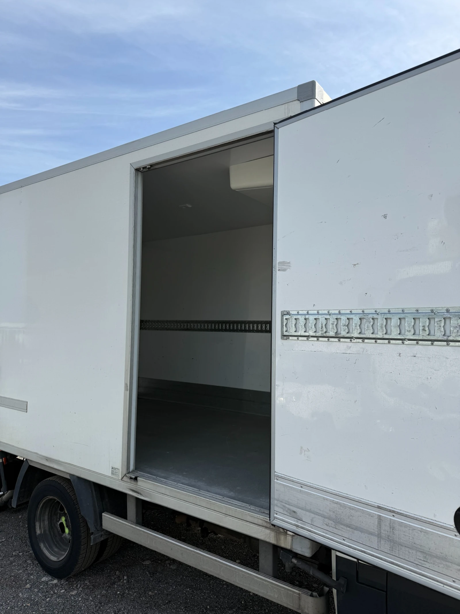 Iveco Daily 35 C 14, снимка 10 - Бусове и автобуси - 56407100