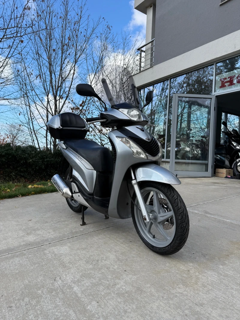 Honda Sh 125i 2010, снимка 2 - Мотоциклети и мототехника - 52378561