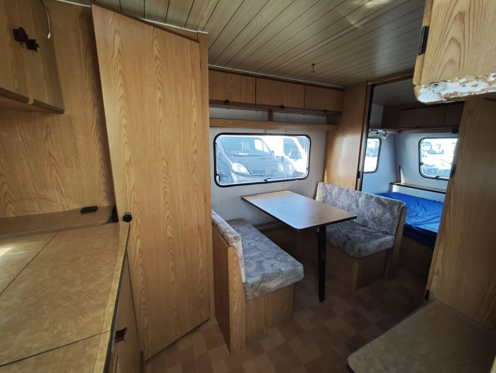 �������� Chateau | Mobile.bg � ����������� 8