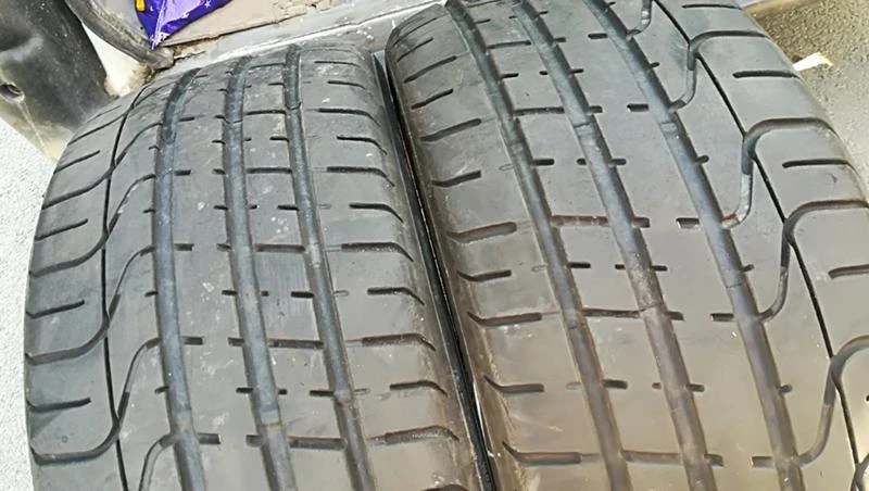 Гуми Летни 225/40R18, снимка 2 - Гуми и джанти - 25600300