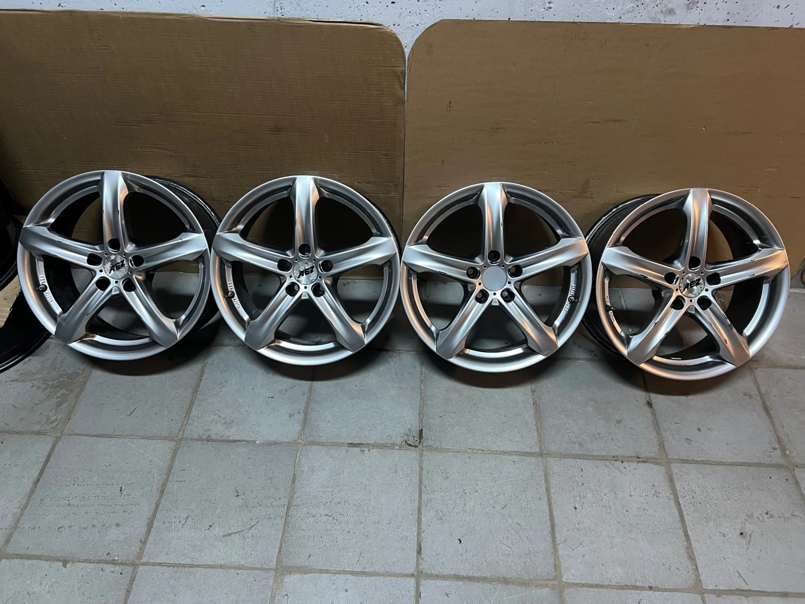 ������ | Mobile.bg � ����������� 4