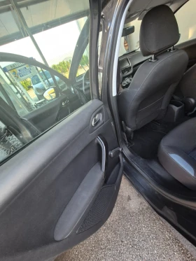 Peugeot 208, снимка 11