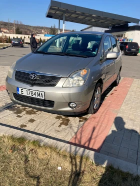 Toyota Corolla verso, снимка 3