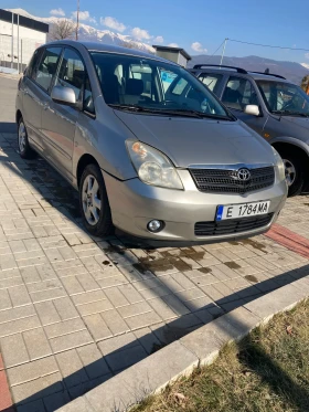 Toyota Corolla verso, снимка 2