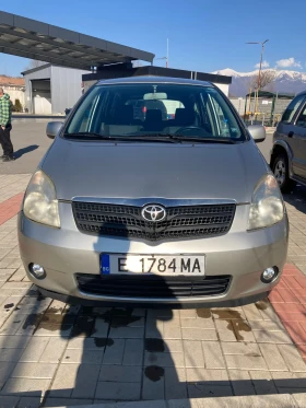 Toyota Corolla verso, снимка 1