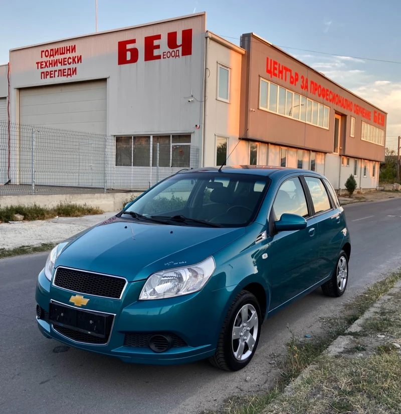 Chevrolet Aveo 1.2i FACELIFT* КЛИМА* 106 000км* , снимка 1 - Автомобили и джипове - 47388430