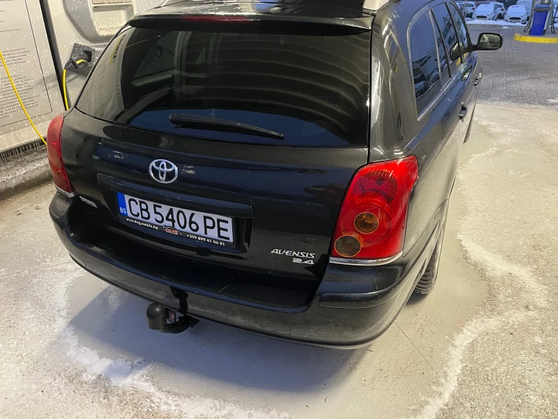 Toyota Avensis 2.4i, снимка 4 - Автомобили и джипове - 48727233