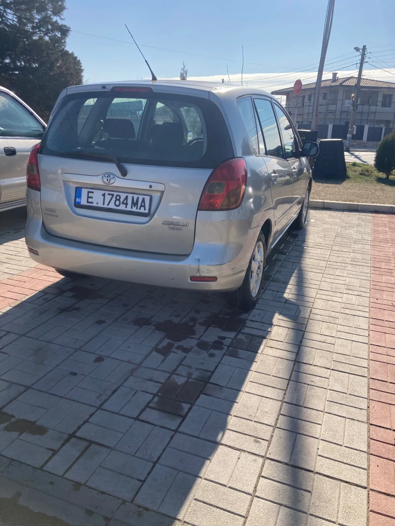 Toyota Corolla verso, снимка 5 - Автомобили и джипове - 49082771