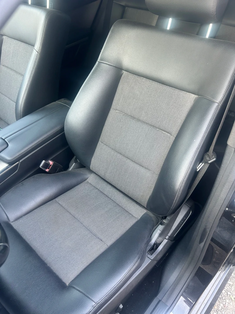 Mercedes-Benz E 350 4 MATIC, снимка 4 - Автомобили и джипове - 51505741