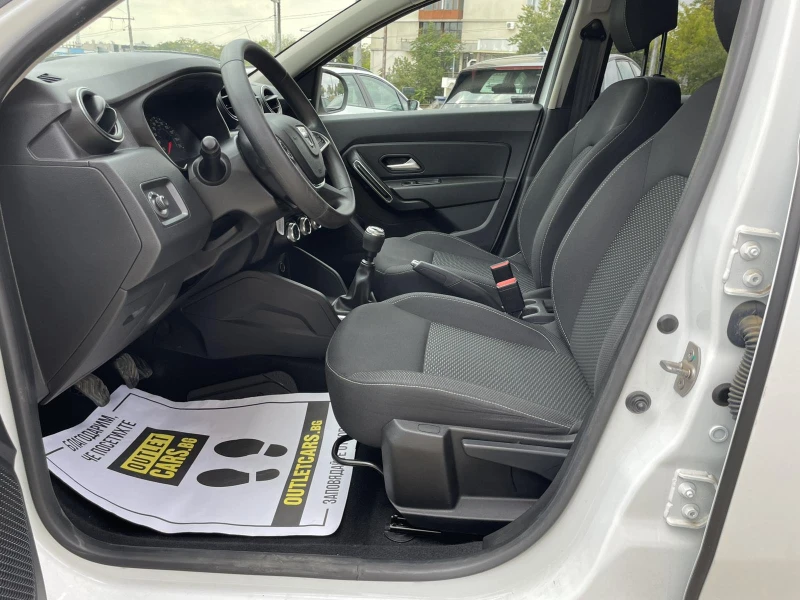 Dacia Duster 1.3 TCe 130hp 4x4 N1, снимка 6 - Автомобили и джипове - 51455436