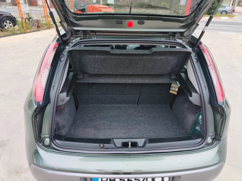 Fiat Punto 2009г. Фабричен метан - Пловдив , снимка 8 - Автомобили и джипове - 51973547