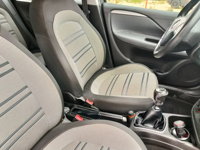 Fiat Punto 2009г. Фабричен метан - Пловдив , снимка 10 - Автомобили и джипове - 51973547