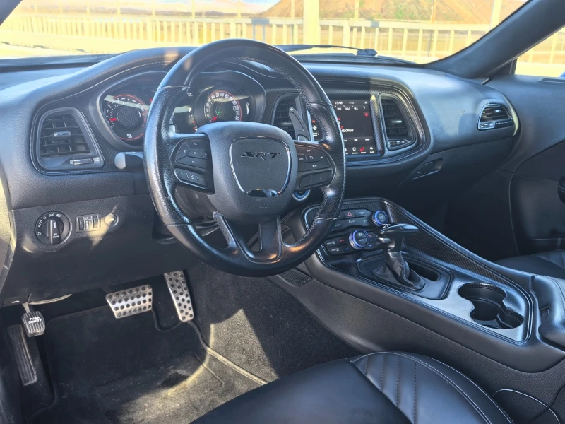 Dodge Challenger 5.7 R/T, снимка 14 - Автомобили и джипове - 52453682
