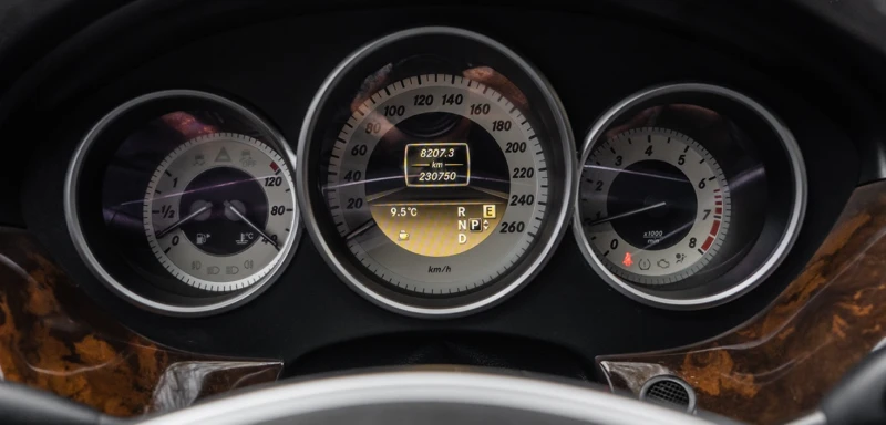 Mercedes-Benz CLS 550 Автокредит* , снимка 10 - Автомобили и джипове - 52749738