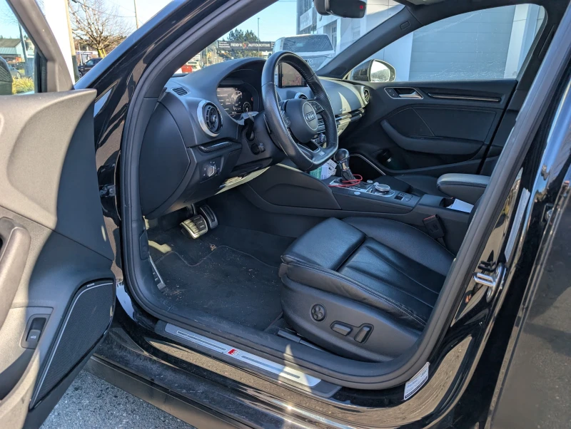 Audi S3 TECHNIK* AWD* DIGITAL* BANG&OLUFSEN* KEYLESS* , снимка 10 - Автомобили и джипове - 53381478