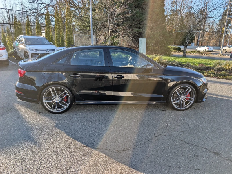 Audi S3 TECHNIK* AWD* DIGITAL* BANG&OLUFSEN* KEYLESS* , снимка 4 - Автомобили и джипове - 53381478