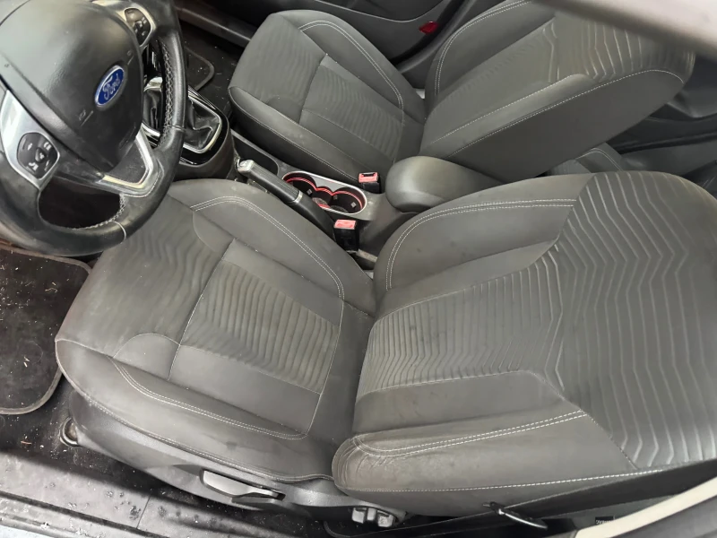 Ford Fiesta 1.0 EcoBoost , снимка 7 - Автомобили и джипове - 53488438