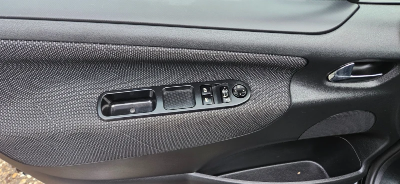 Peugeot 207 1.6 HDI, 90 к.с, снимка 12 - Автомобили и джипове - 53595923