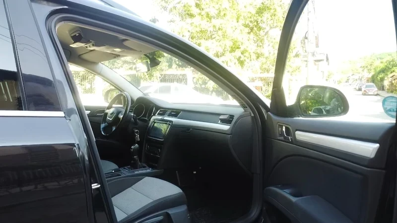 Skoda Superb  - изображение 9
