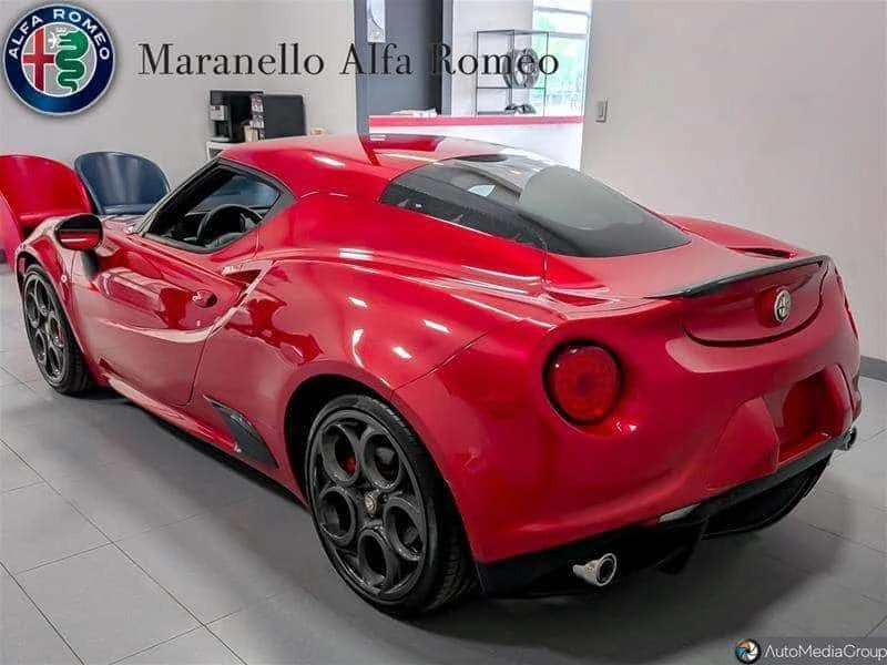 Alfa Romeo 4C CARFAX, снимка 4 - Автомобили и джипове - 55003082