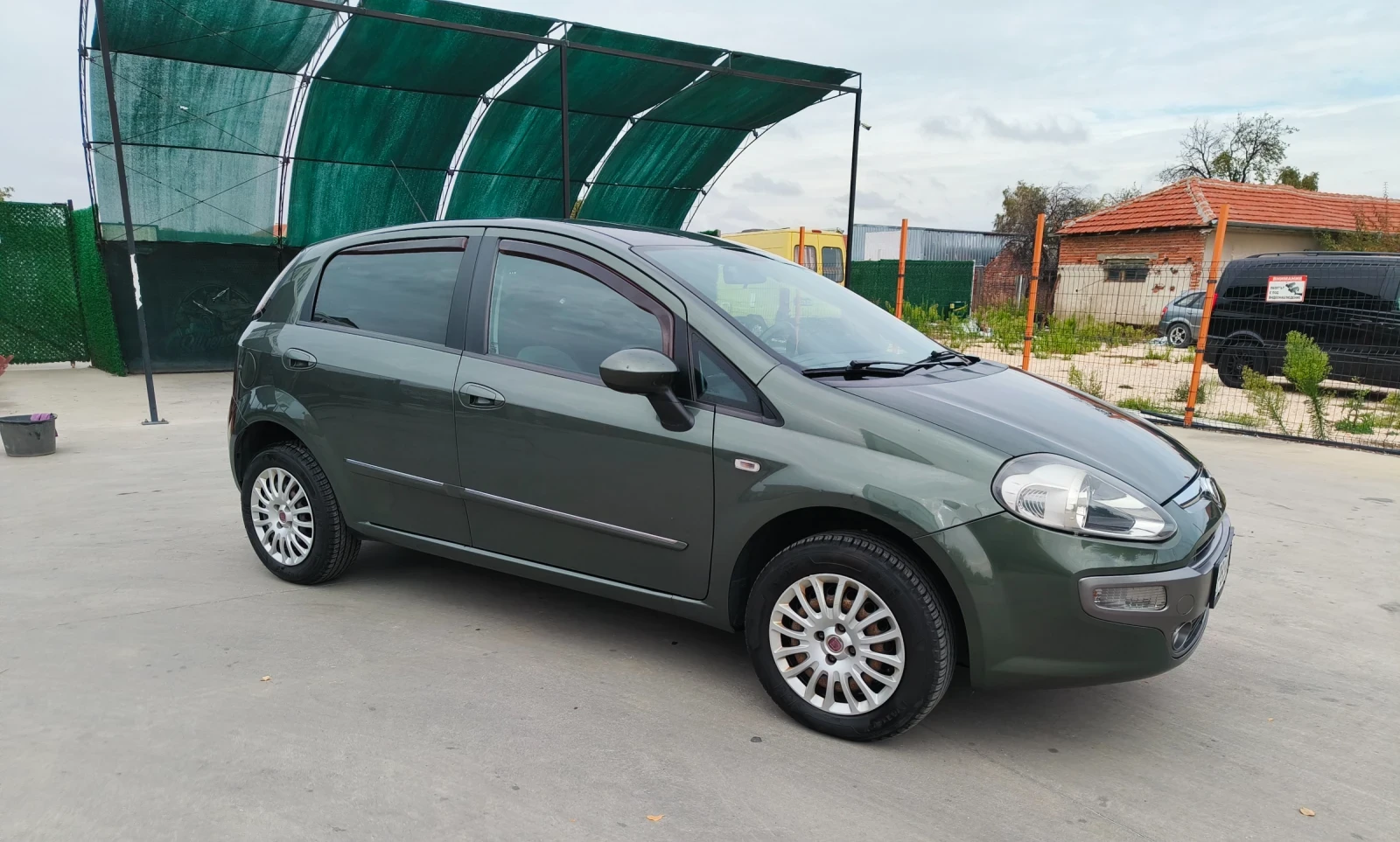 Fiat Punto 2009г. Фабричен метан - Пловдив , снимка 1