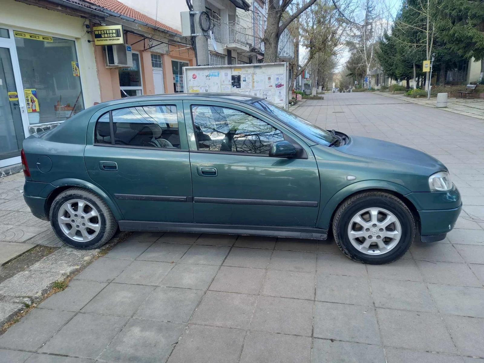 Opel Astra 1.8i Ecotec - изображение 2