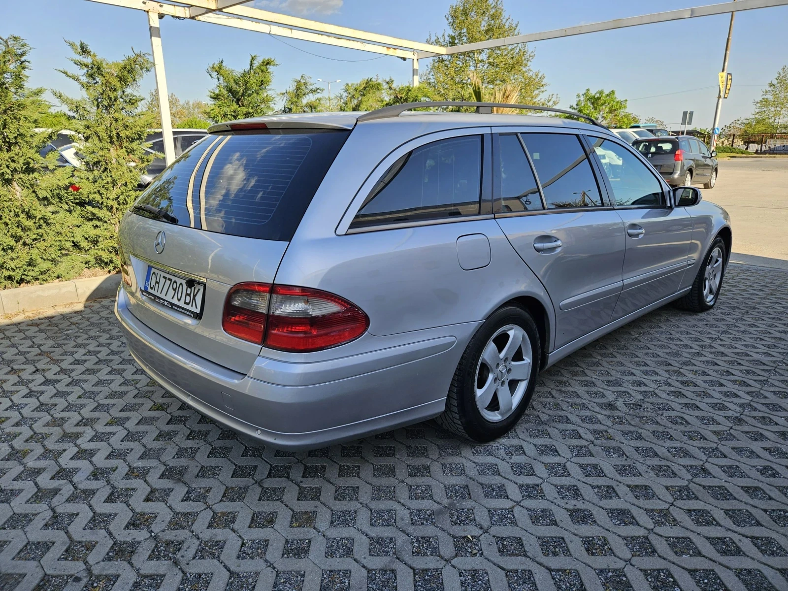 Mercedes-Benz E 220 2.2CDI-150кс= АВТОМАТ= НАВИ= КСЕНОН= 646= ШИБЕДАХ - изображение 3