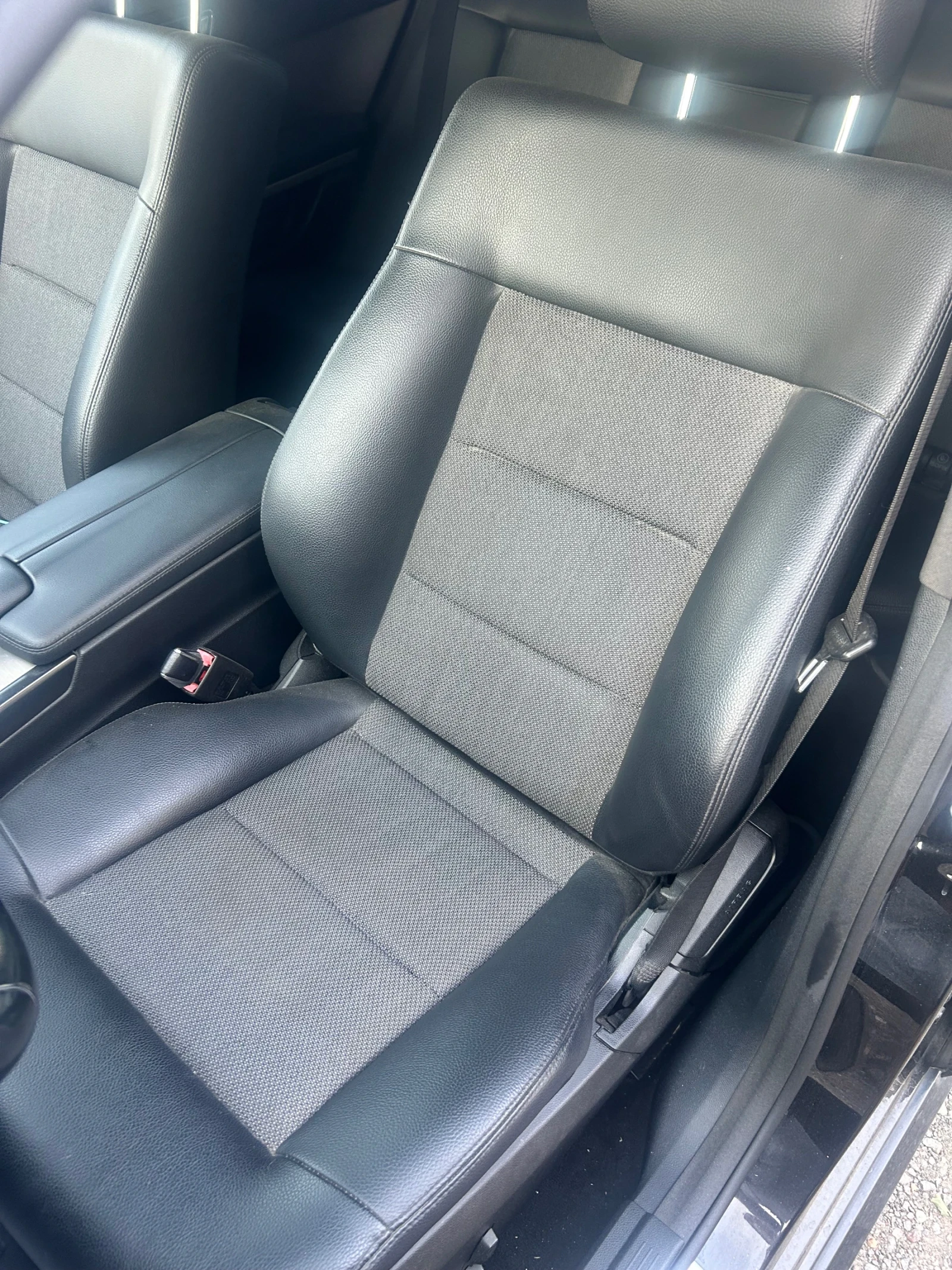 Mercedes-Benz E 350 4 MATIC - изображение 4