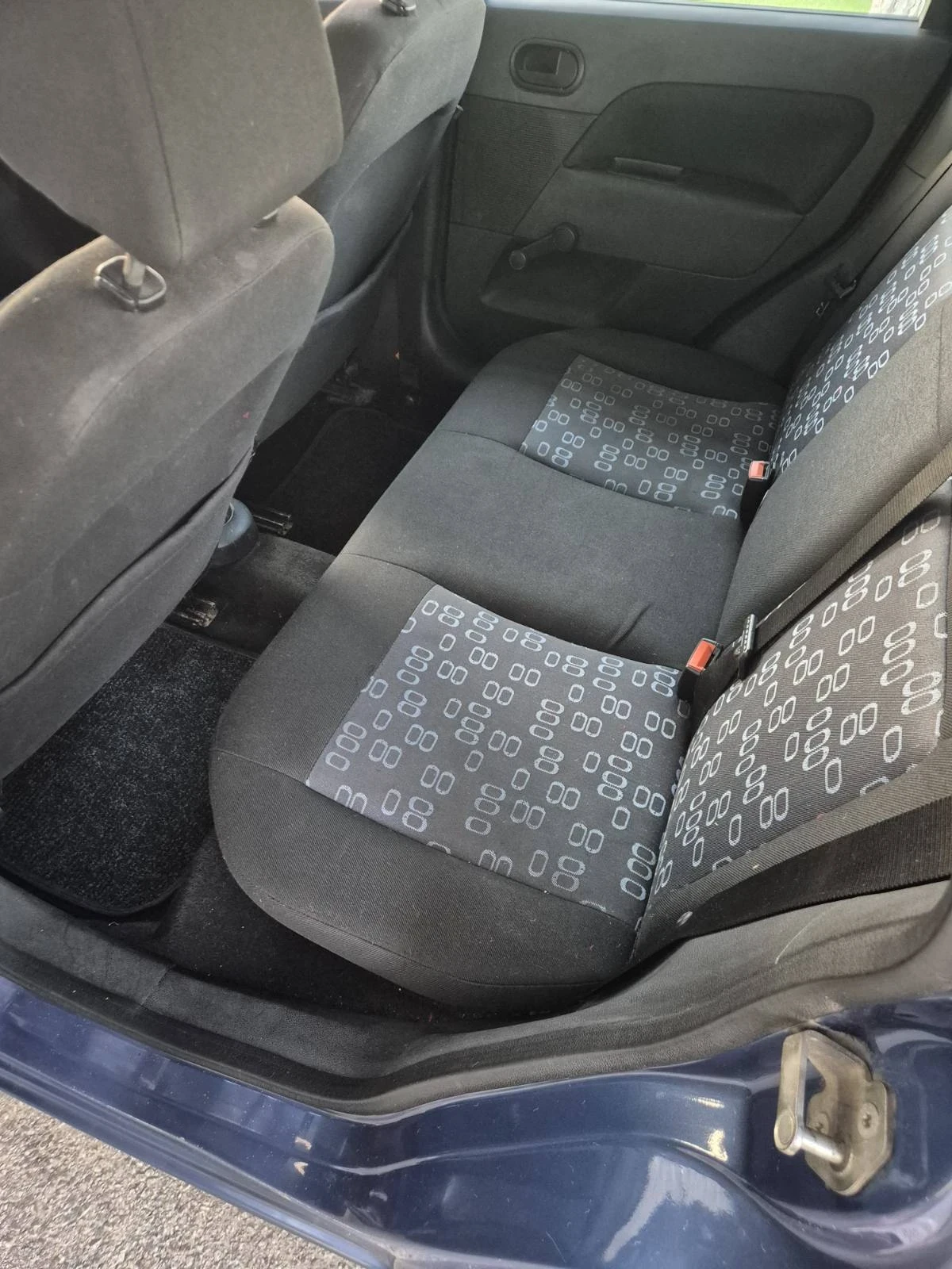 Ford Fiesta Напълно обслужен, Реални километри - изображение 9