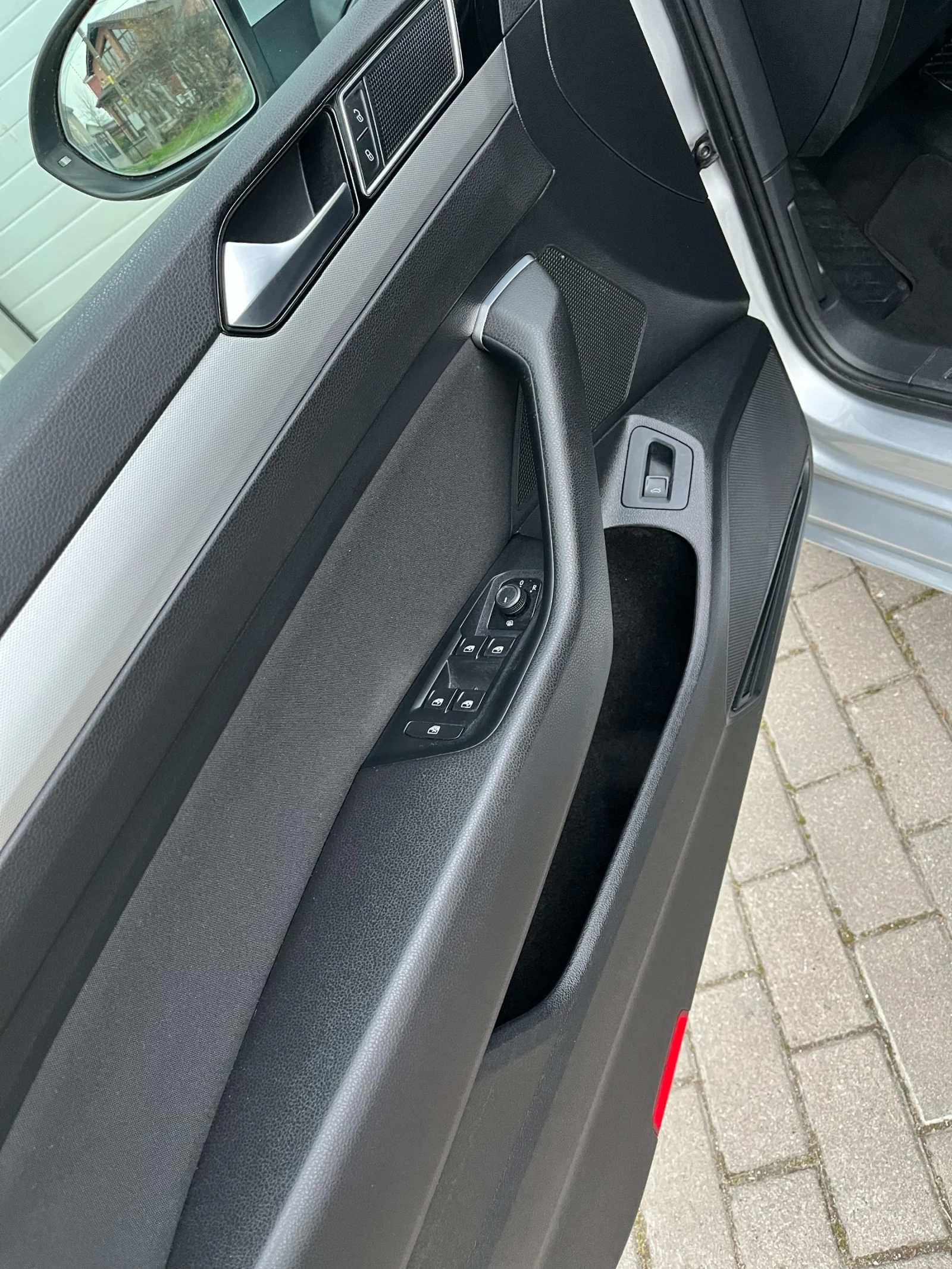 VW Passat  2.0 TDI DSG-��������� TUV, ����� � ����� ���� � � | Mobile.bg � ����������� 9