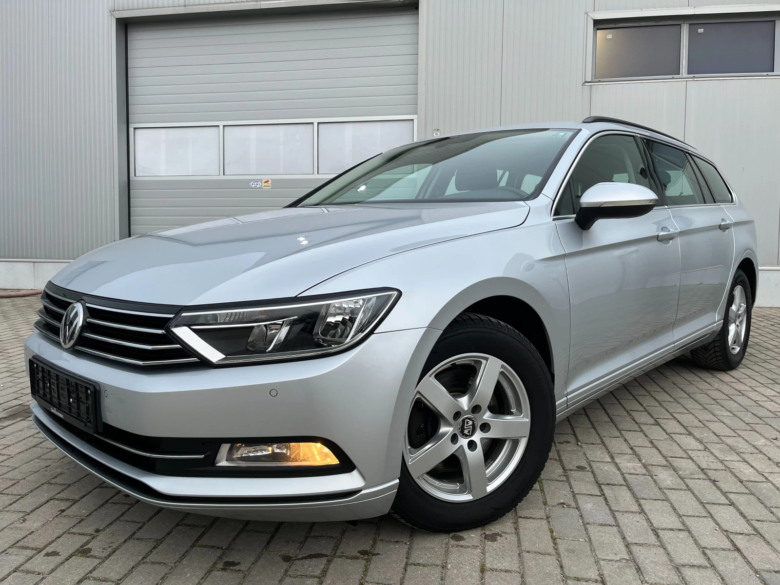 VW Passat  2.0 TDI DSG-��������� TUV, ����� � ����� ���� � � | Mobile.bg � ����������� 1