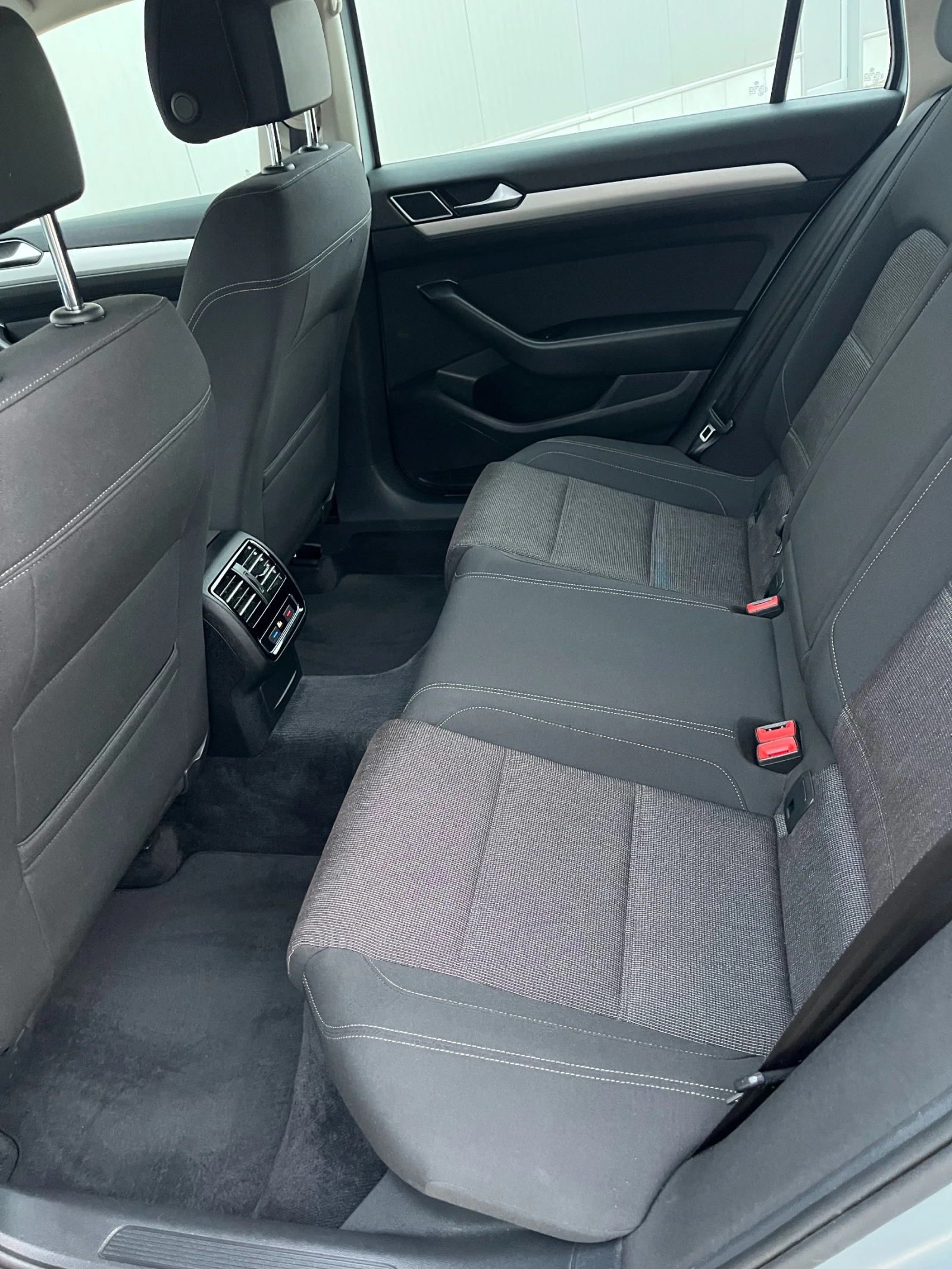 VW Passat  2.0 TDI DSG-��������� TUV, ����� � ����� ���� � � | Mobile.bg � ����������� 10