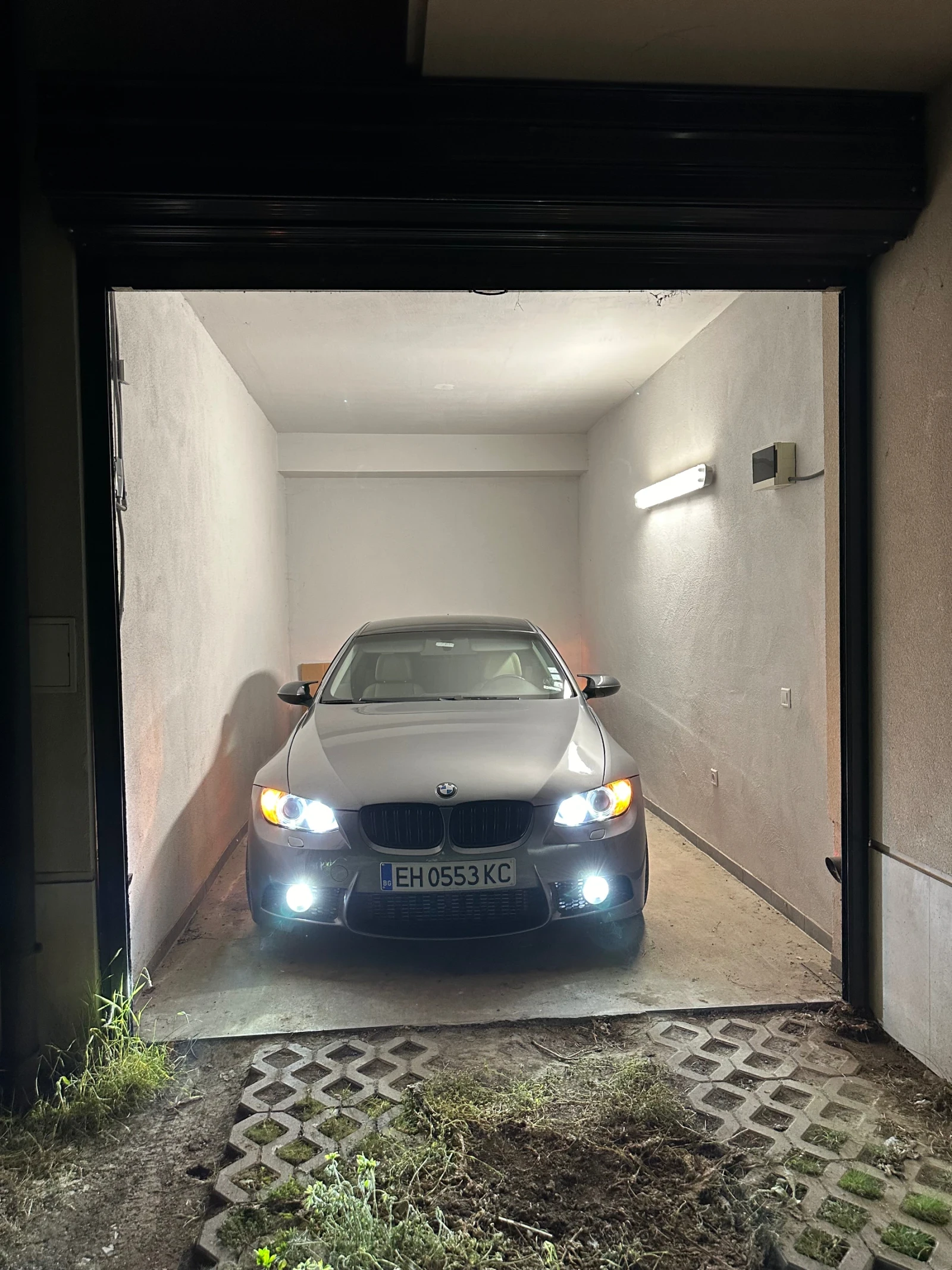 BMW 330  - изображение 8