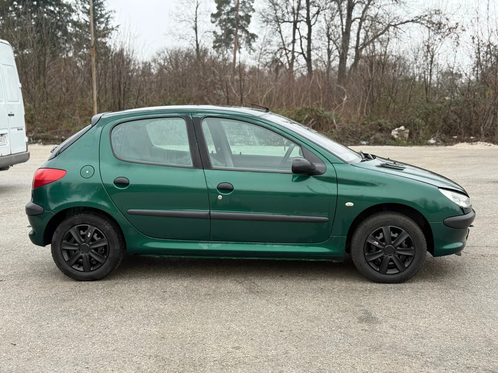 Peugeot 206 1.4i 75hp бензин - изображение 4