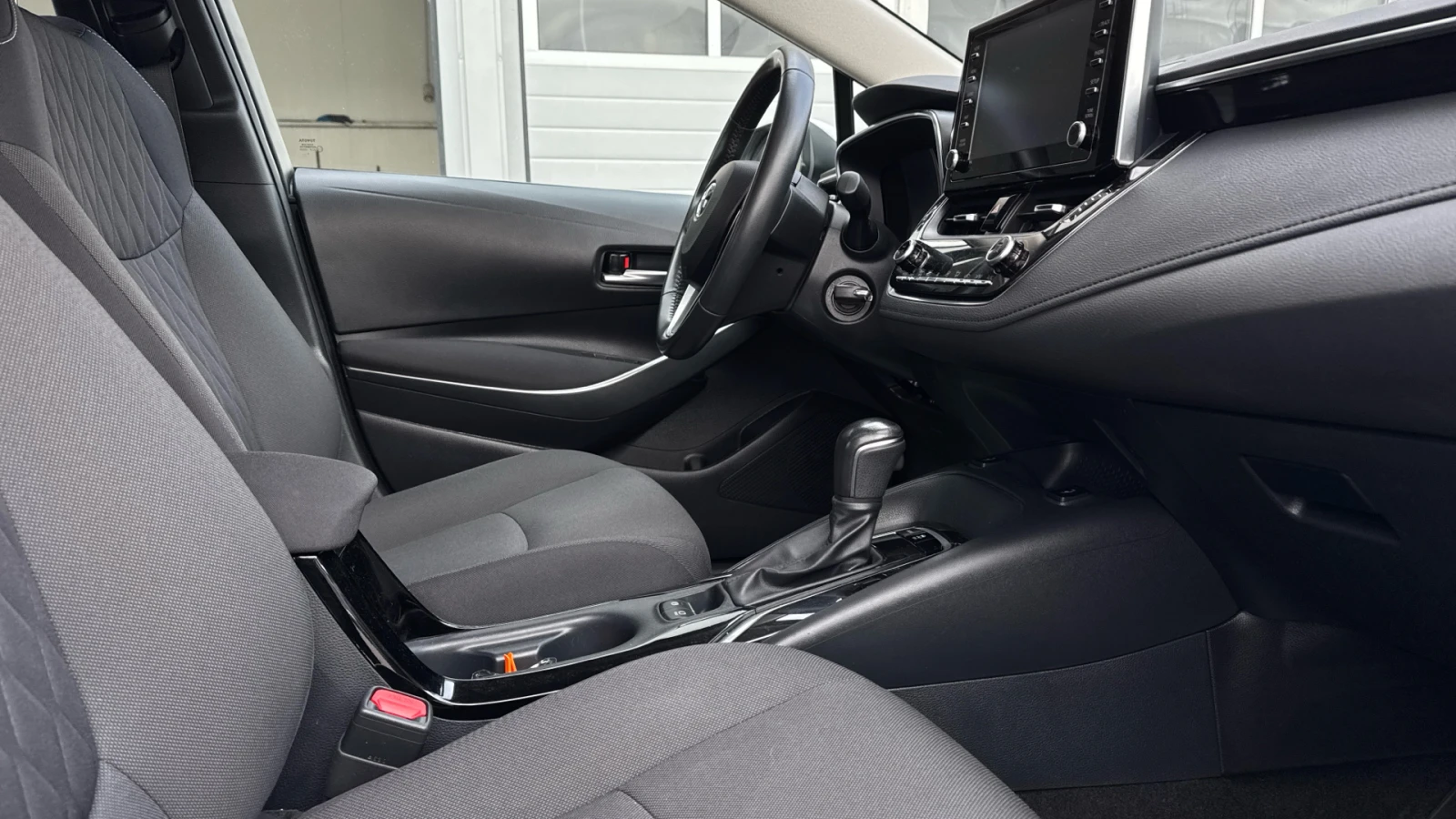 Toyota Corolla 1.5 TNGA CVT - изображение 8