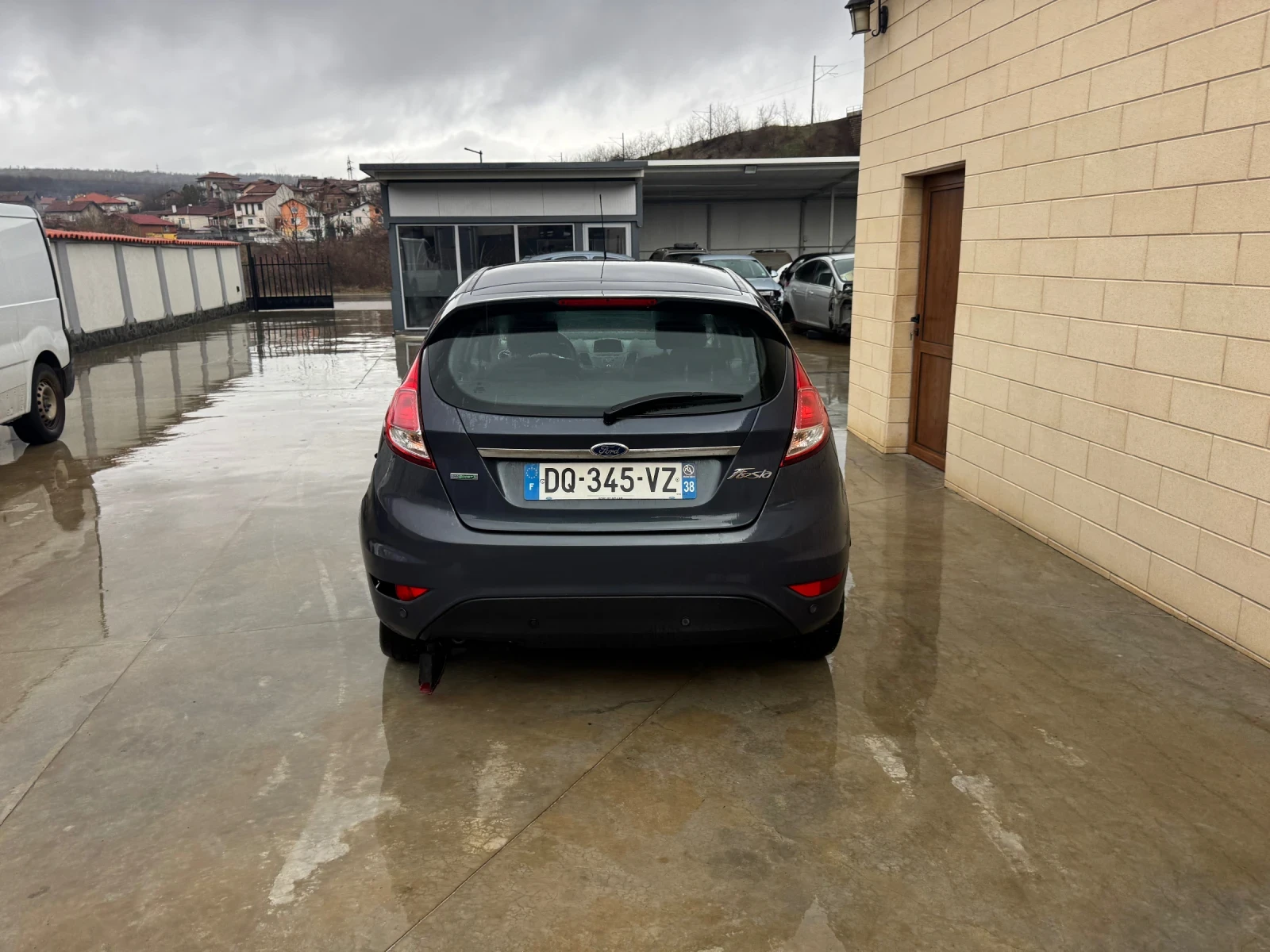 Ford Fiesta 1.0 EcoBoost , снимка 3 - Автомобили и джипове - 53488438