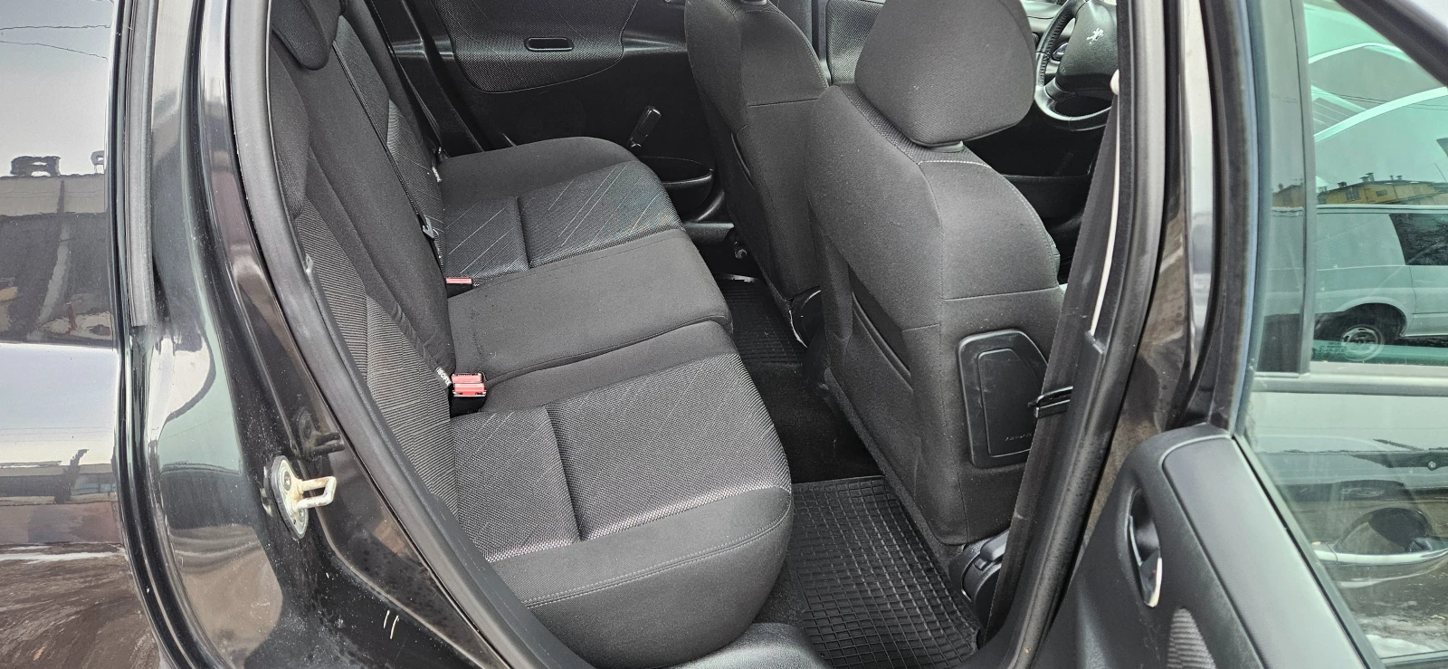 Peugeot 207 1.6 HDI, 90 �.� | Mobile.bg � ����������� 7